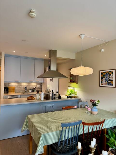 Newly renovated and homey apartment