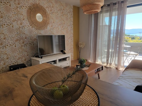Annonce Airbnb populaire: Charming 2-bedroom with terrace à Ajaccio