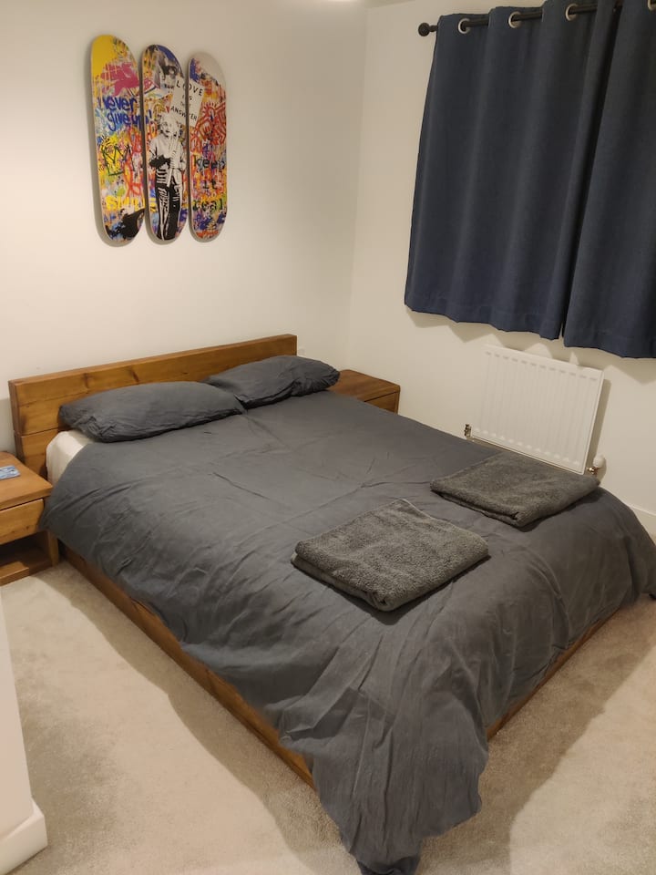 غرفة النوم 1