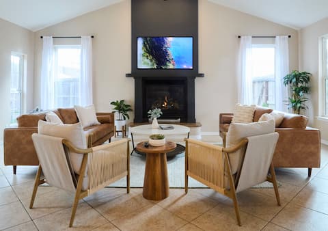 Successful Airbnb property: Pool, HotTub, Game Room, Outdoor TV in WineCountry in Templeton