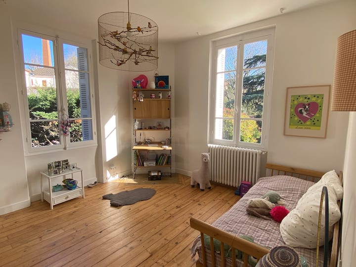 საძინებელი 4