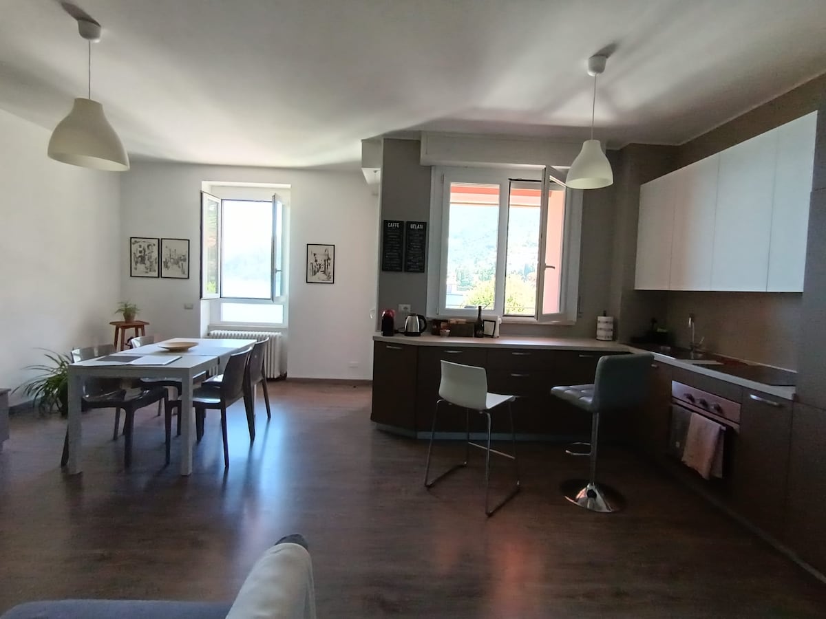 Successful Airbnb property: Luisa's Home: Lake and Mountain in Bellano