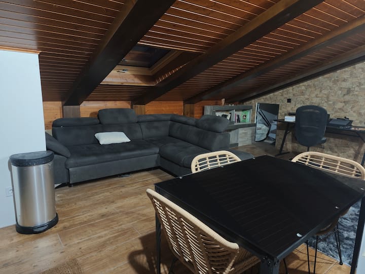 Saonda Villa Garden
T2 Com Kitchenette E Piscina - Figueiró dos Vinhos