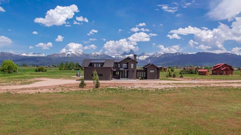 Teton View - Gorgeous Patio - SO many amenities!