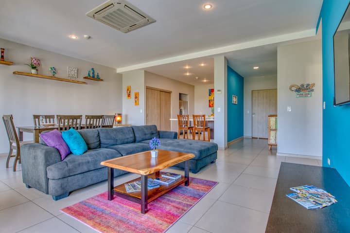Condo Chic ~ Vue Imprenable Sur Piscine, Montagne. - Costa Rica