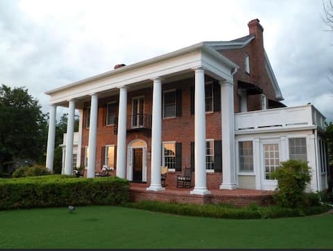 Beautiful Home for The Masters Golf Tournament