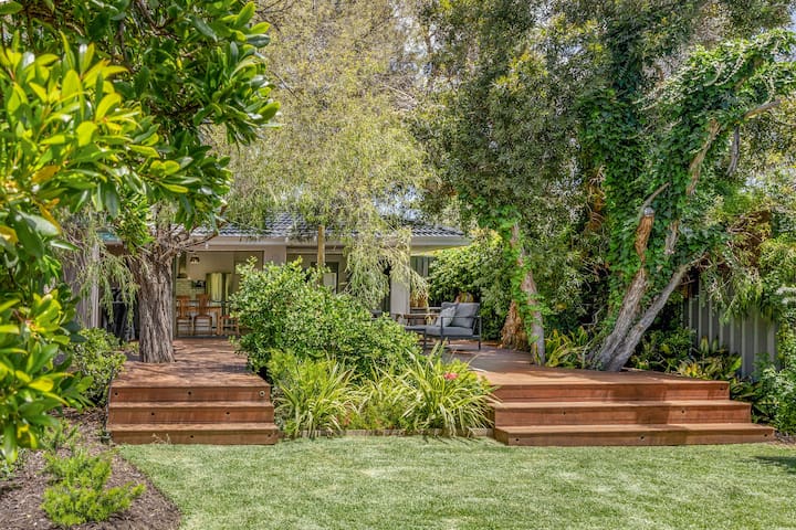 Peppi’s by the Sea