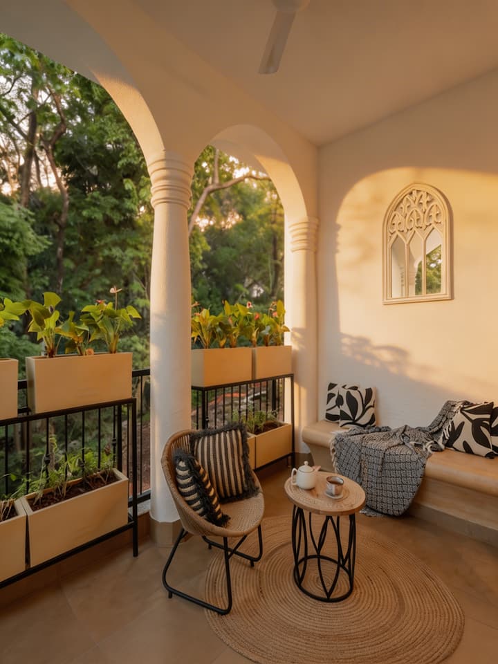 Private balcony from the master suite overlooking lush greens - perfect for slow sips, soft conversations, or quiet morning journaling. ☕