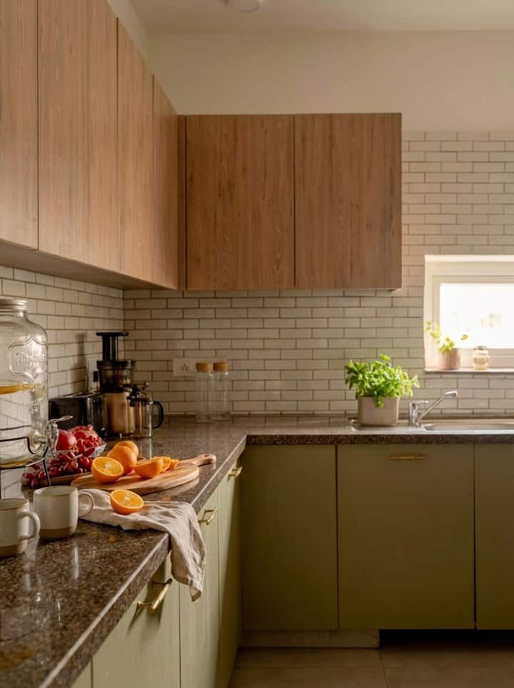 Full kitchen image 4