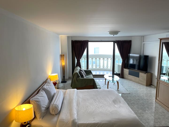 Riverside Apartment At Bangrak, Silom, Bkk - Bang Rak