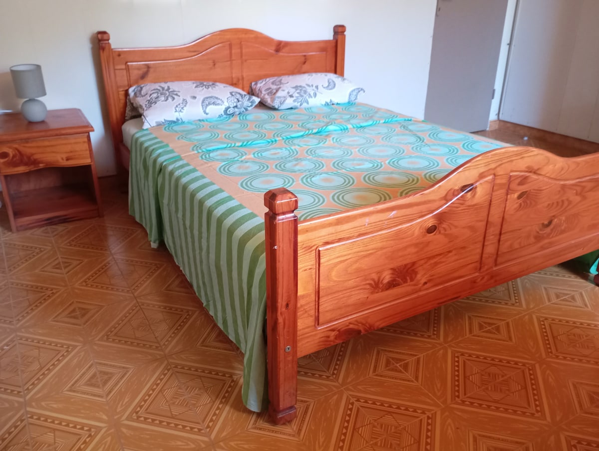 غرفة النوم 2