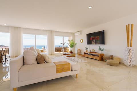 Popular Airbnb listing: Beach Villa - Signature by Paradise Portugal in Lourinhã