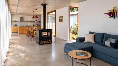 Top performing Airbnb: Gemütlich · Beach house & garden in Chapadmalal in Colonia Chapadmalal