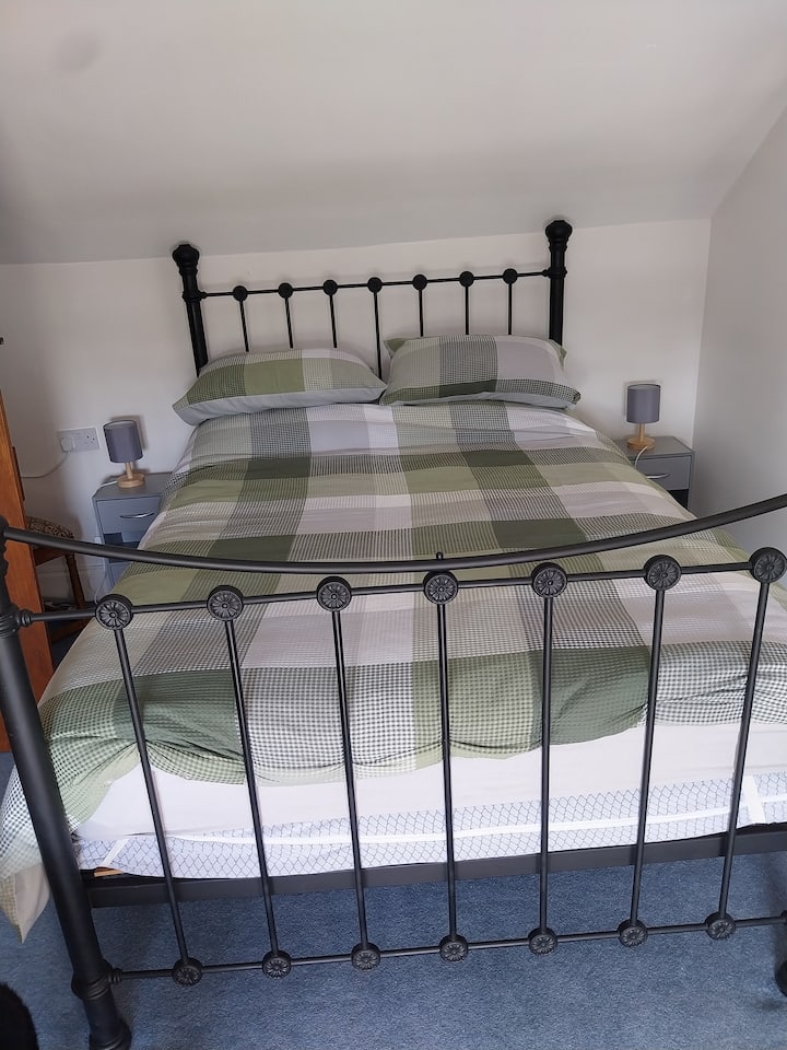 Schlafzimmer 2