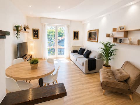 Proprietà Airbnb di successo: Casa Diamante Arona - Self check-in a Arona