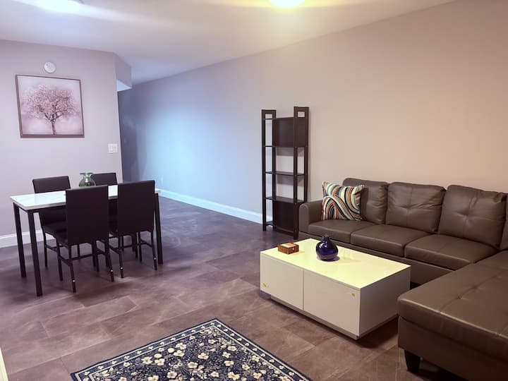 Stylish Remodeled 2bd 2bath E Delray Parking, Pets - Delray Beach, FL