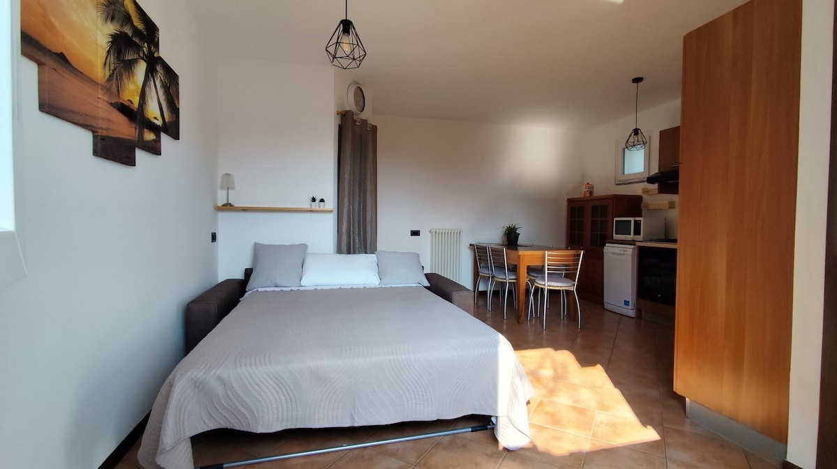 Top performing Airbnb: House with Veranda - Casa Sophie in Gravedona Ed Uniti