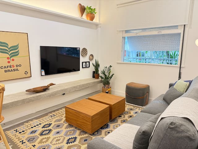 Praia Ipanema – apto com 3 quartos e 3 banheiros