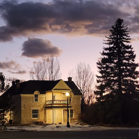 *NEW* Manti Manor -Historic 1871 Pioneer House