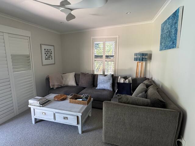 Riverside Cottage gallery image 3