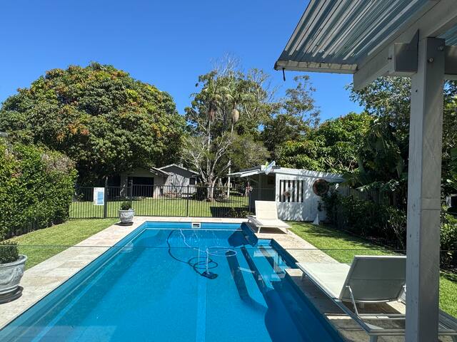 Riverside Cottage gallery image 2