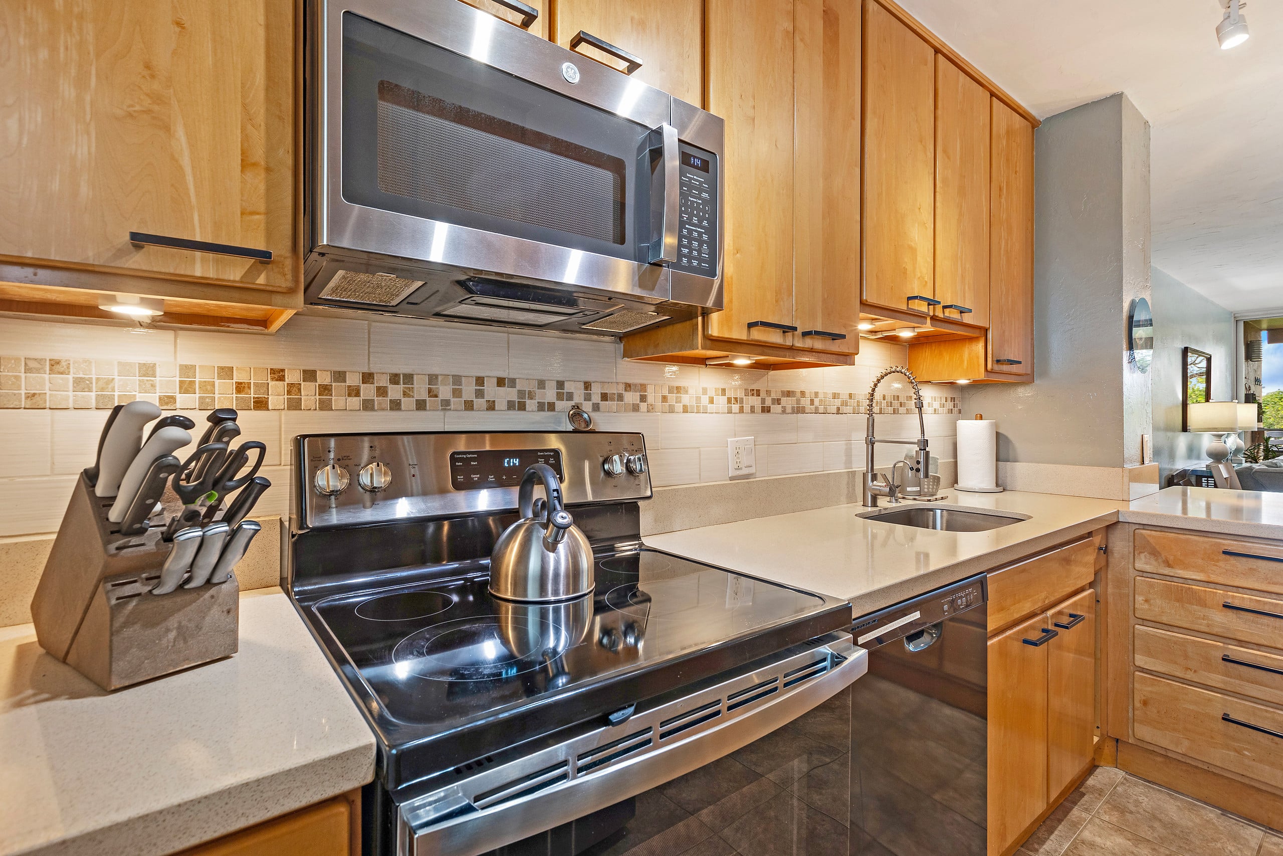 Condo in Kihei · ★4.89 · 2 bedrooms · 3 beds · 2 baths - Image 15
