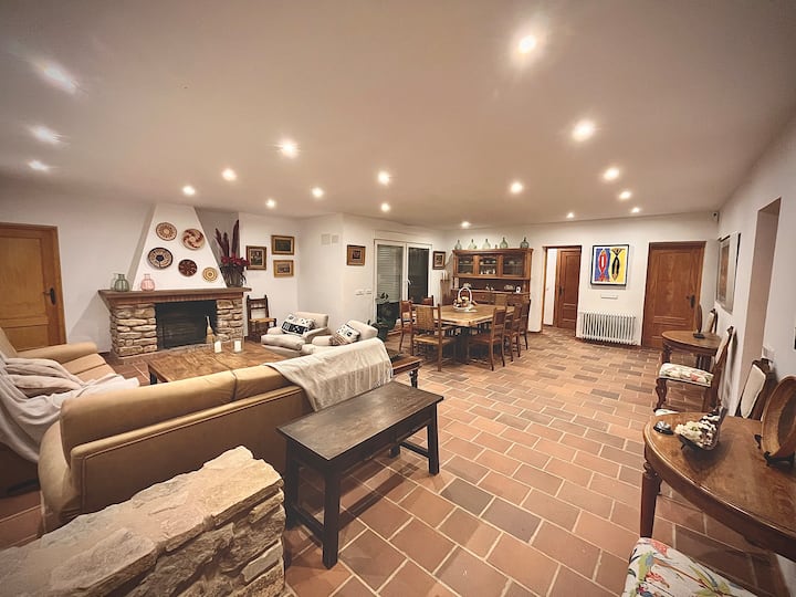 Villa Mercedes. Amor A Primera Vista - Puertollano