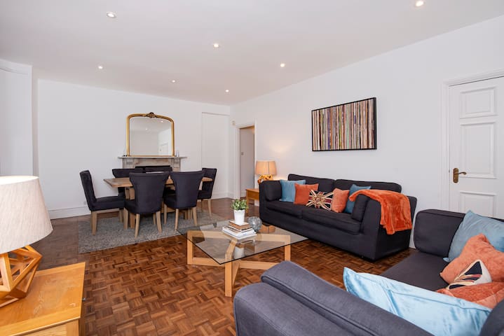 Notting Hill Large 3 Bed gallery image 4