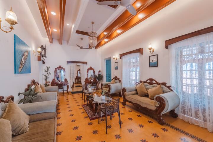 Living room image 1