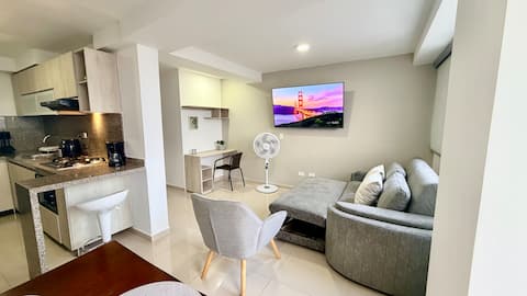 Exclusive 21st floor +3 bedrooms+pool +gym