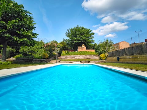 Duplex Apartment with Pool in Rubí, Barcelona