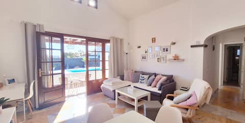 Top performing Airbnb: Casa Aquarella in Yaiza
