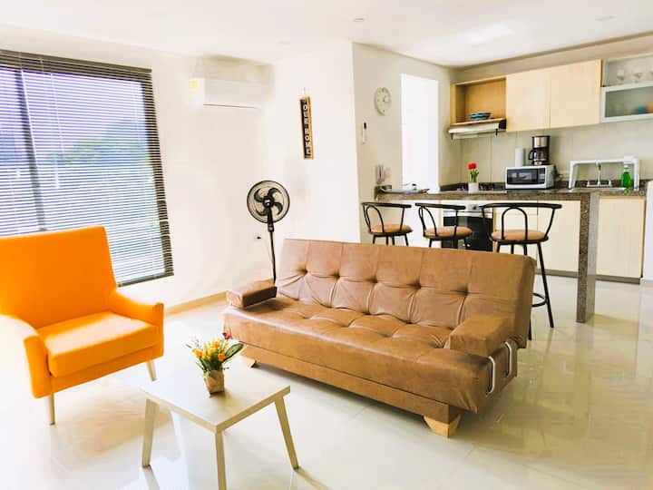 Apartment Near Buenavista And Viva. Sleeps Upto 6. - Barranquilla