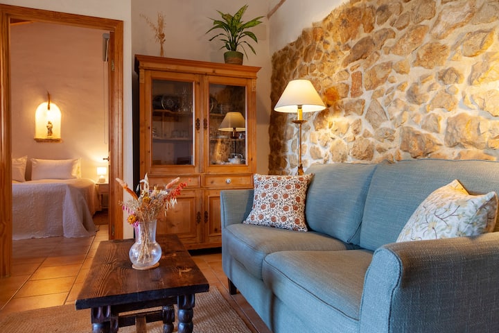 Enjoy Authentic Spain, And Nature | Almendra - Bolulla