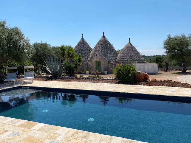Trulli – 2 bedrooms – private pool