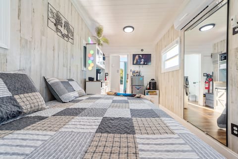 Popular Airbnb listing: b watervibe in Florida Keys