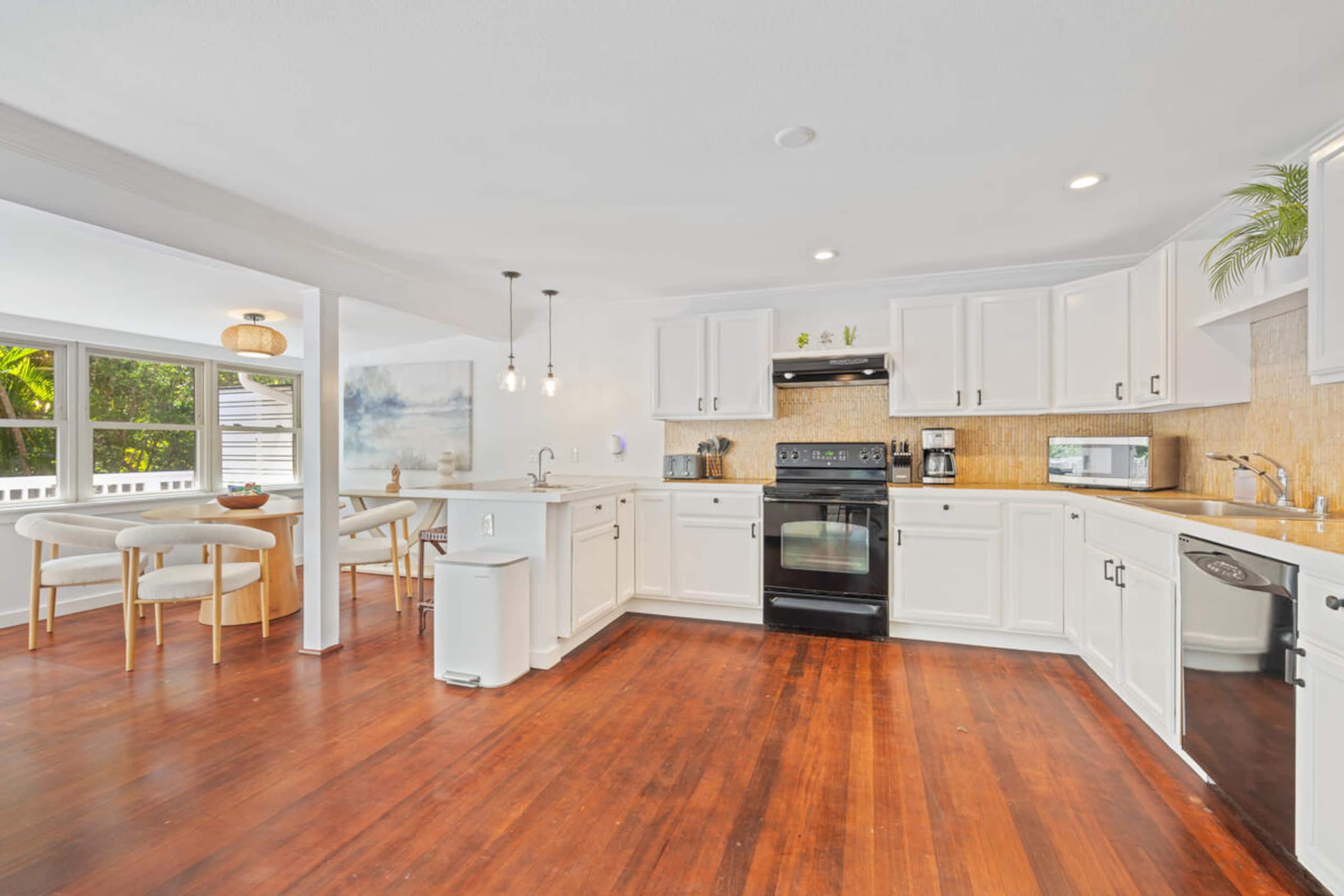 Home in Koloa · ★5.0 · 2 bedrooms · 3 beds · 1 bath - Image 7