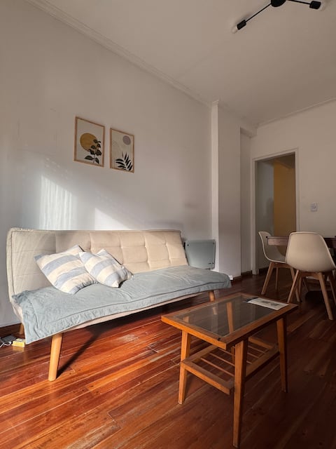 Anuncio de Airbnb popular: Hosty Colón en Partido De General Pueyrredón