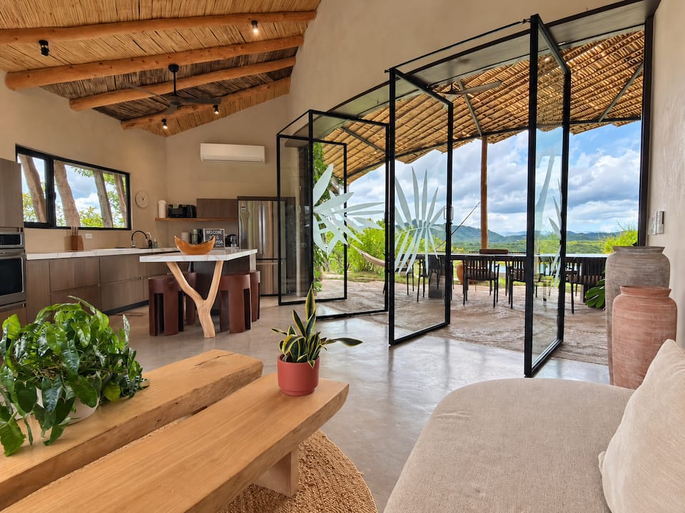 An open-air jungle villa above Matapalo, Matapalo, Costa Rica, photo 4 of 10