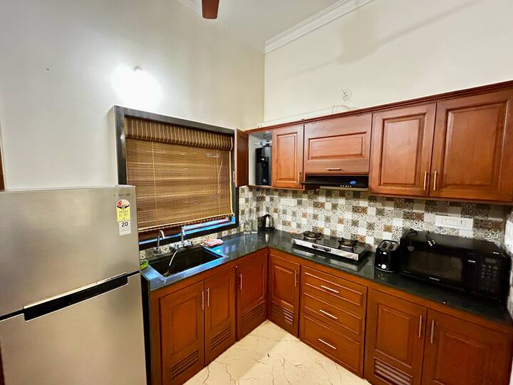 Kitchenette image 1
