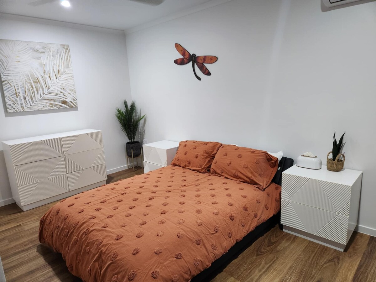 საძინებელი 1