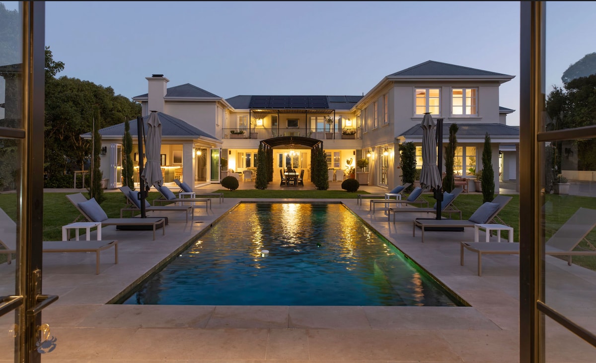 Rosewood Retreat featured image