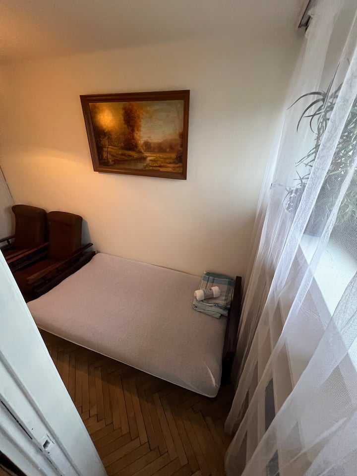 Kitanda cha sofa mbili 