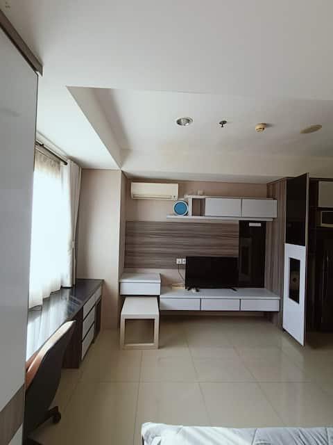 Cozy Suite 12a21 Apartment Cikarang