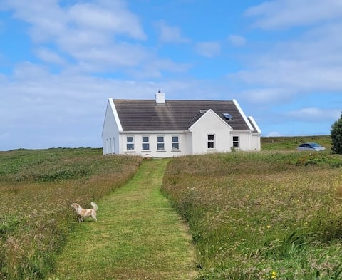 Belmullet Beach House Retreat
