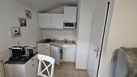 Beliebte Airbnb-Anzeige: 1 room apartment trade fair/arena/airport in Düsseldorf