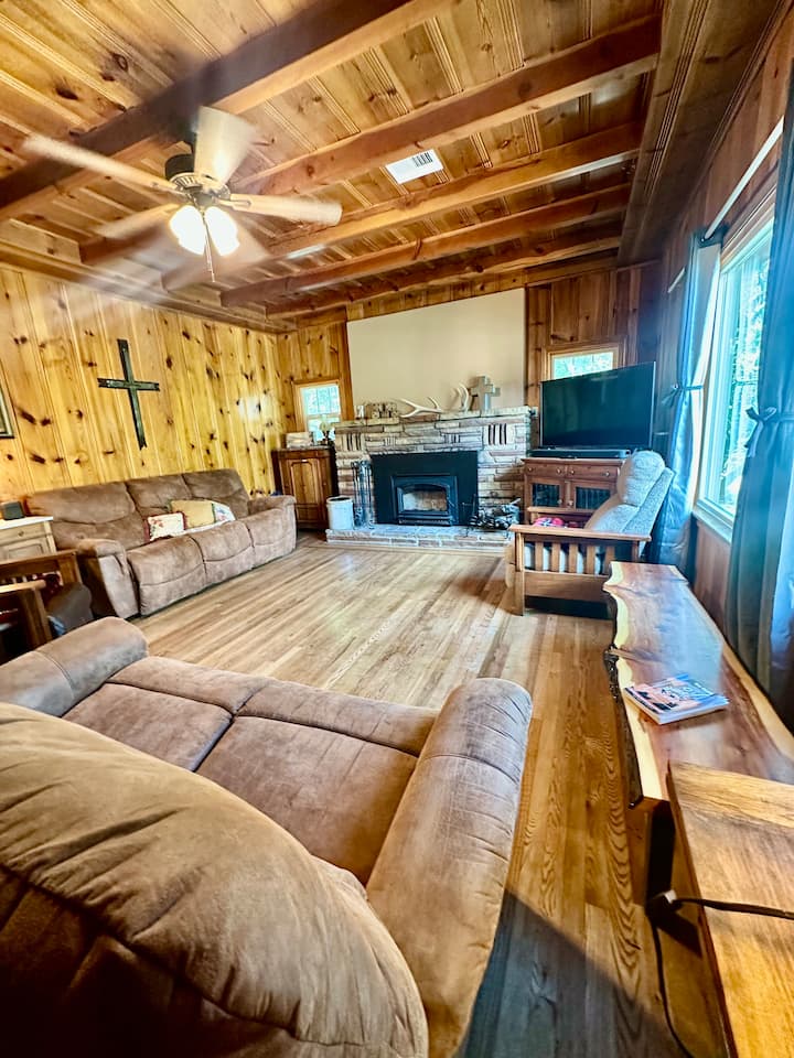 Grand Retreat | Pet Friendly 5br | Walk To Brewery - Cloudcroft, NM