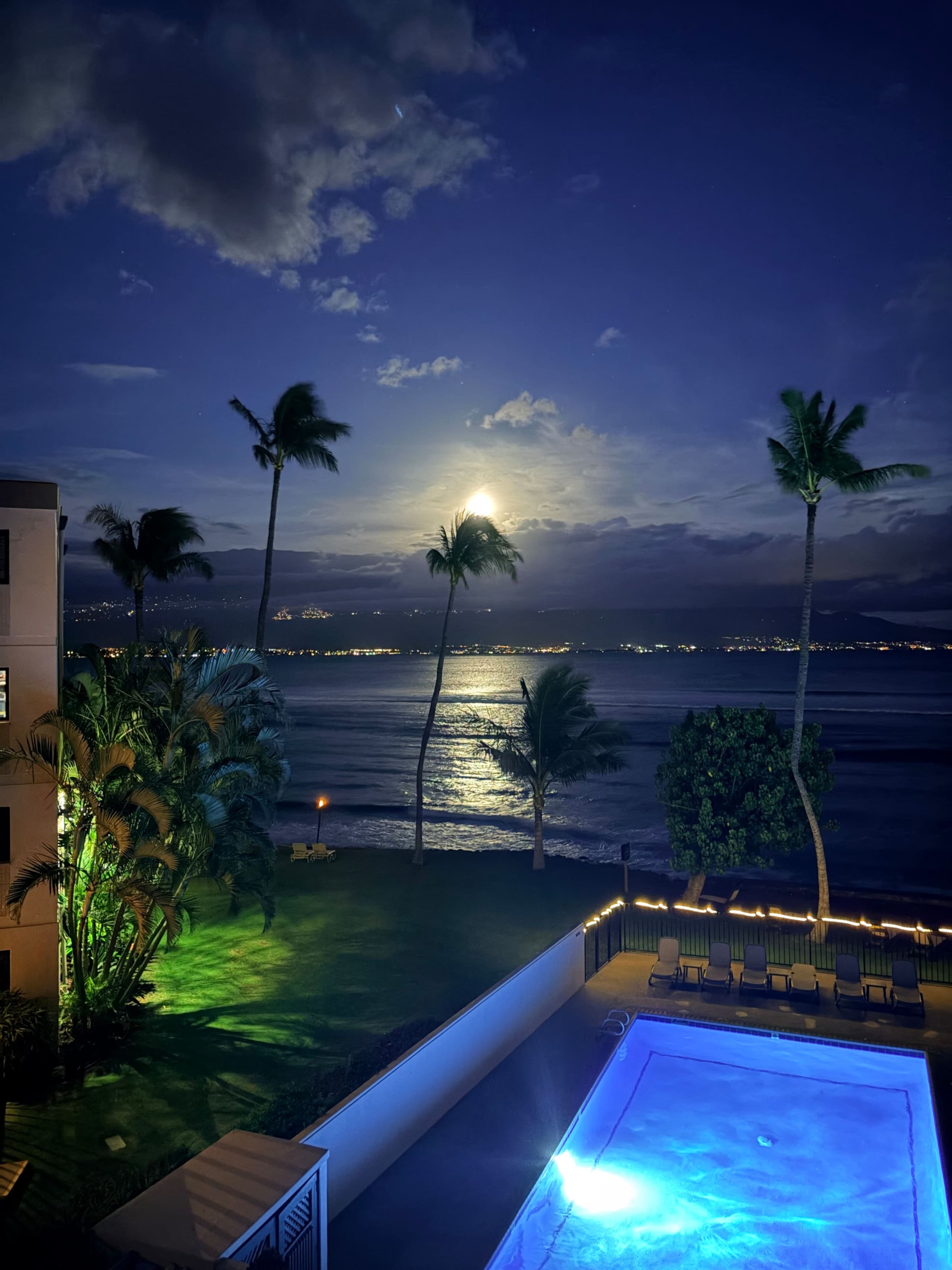 Condo in Wailuku · ★4.84 · 2 bedrooms · 4 beds · 2 baths - Image 19