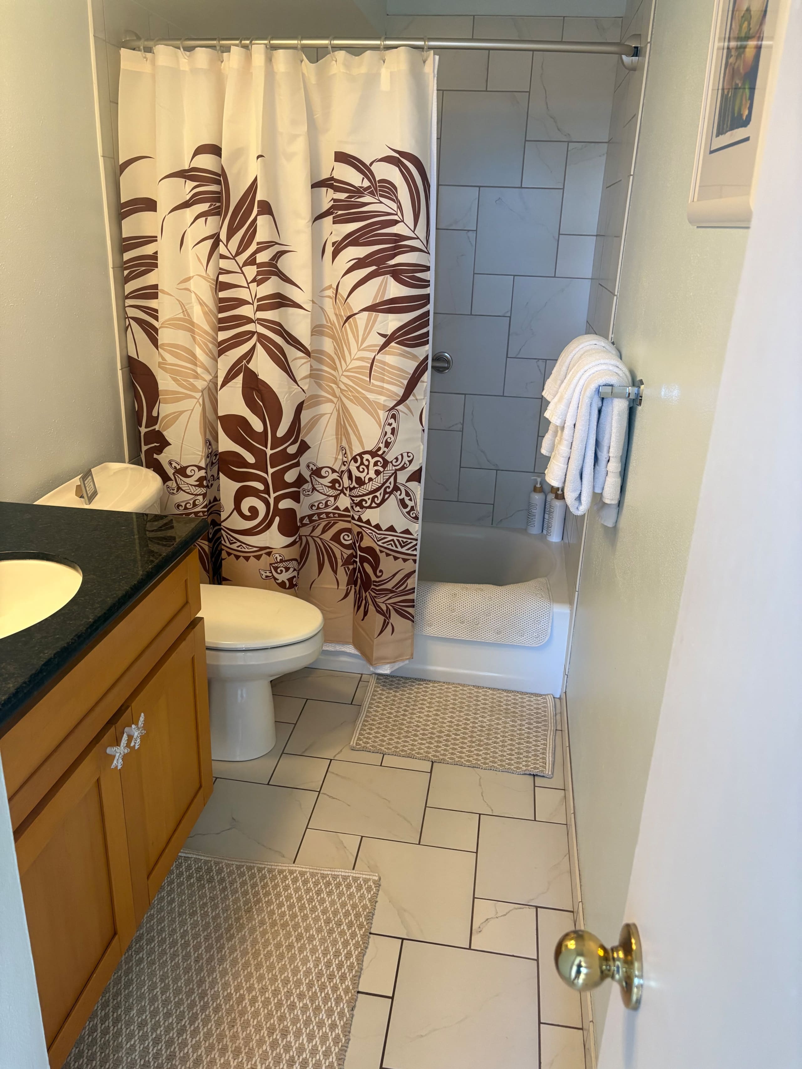 Condo in Wailuku · ★4.84 · 2 bedrooms · 4 beds · 2 baths - Image 16