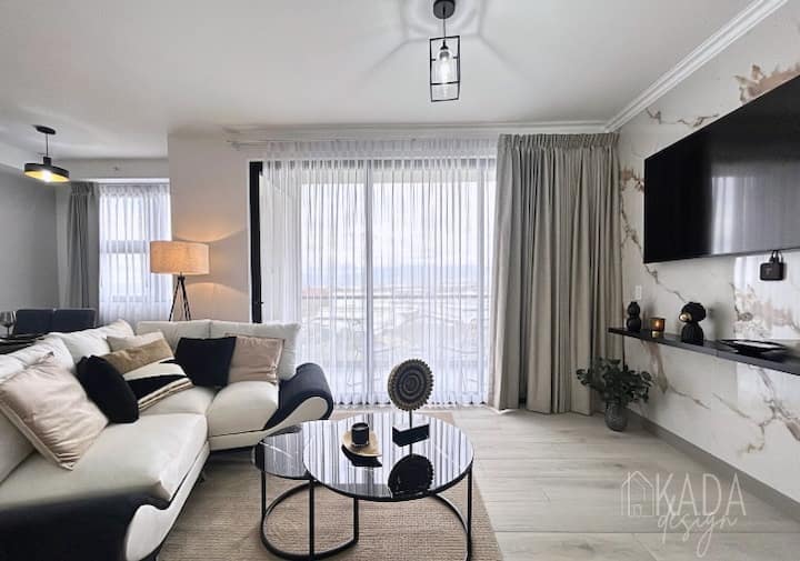 Luxe Tropic Apartment In Downtown San Jose - San José